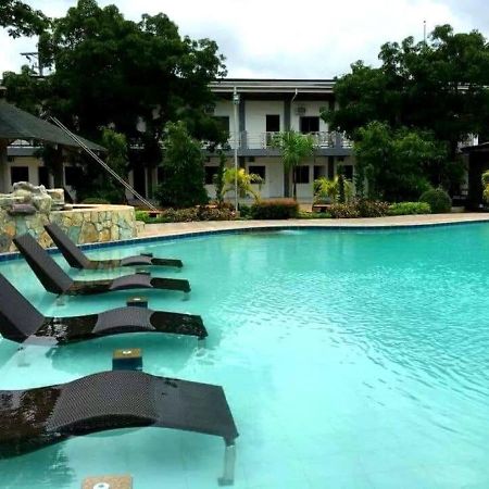 Floating Sanctuary Resort Powered By Cocotel Bulacan Kültér fotó