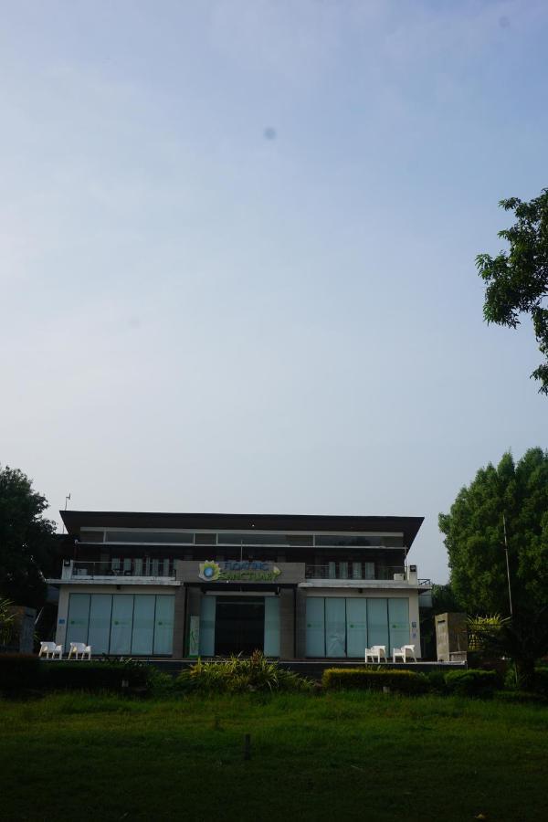 Floating Sanctuary Resort Powered By Cocotel Bulacan Kültér fotó