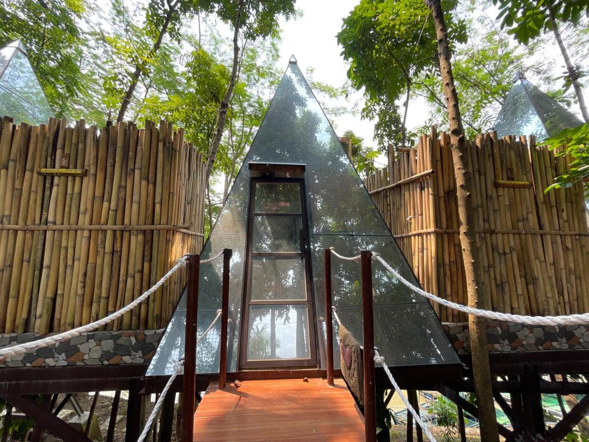 Floating Sanctuary Resort Powered By Cocotel Bulacan Kültér fotó