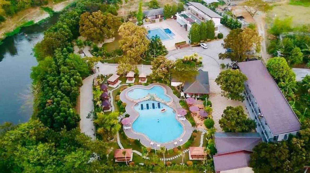Floating Sanctuary Resort Powered By Cocotel Bulacan Kültér fotó
