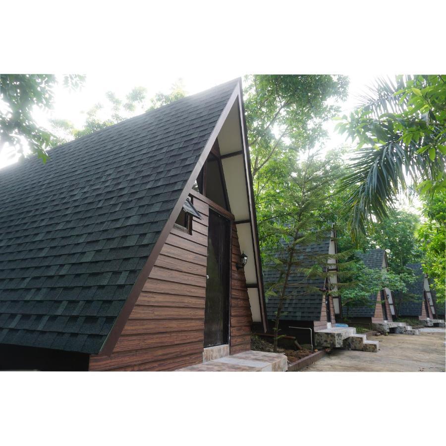 Floating Sanctuary Resort Powered By Cocotel Bulacan Kültér fotó